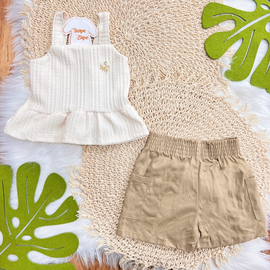 Conj. Batinha com Pérolas e Short em Sarja - Creme e Marrom